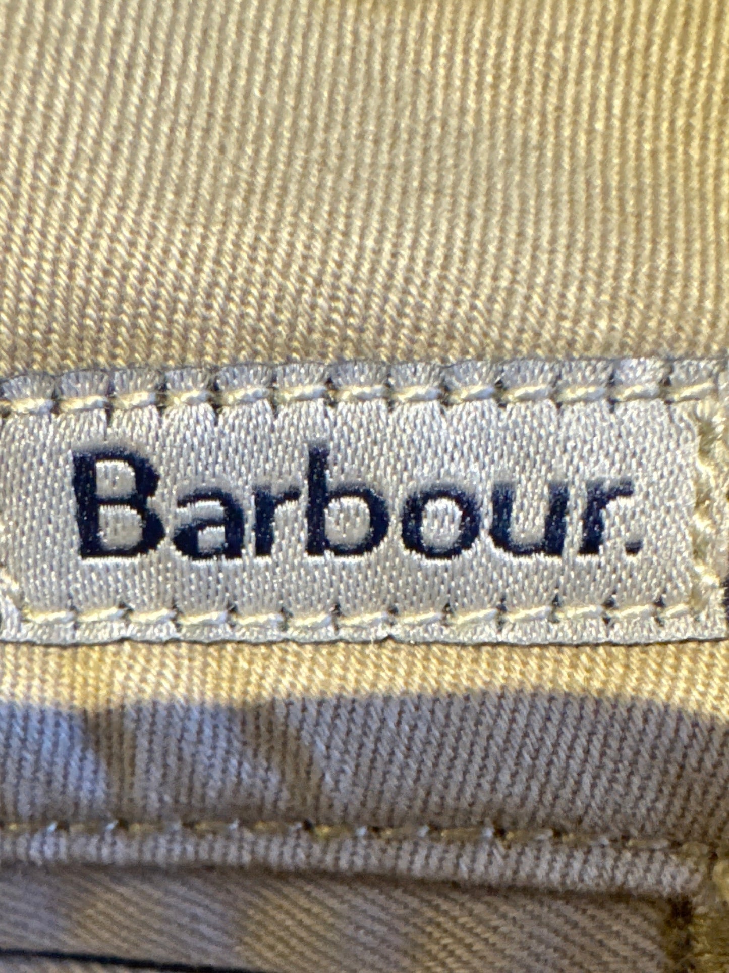 Barbour Pre Loved chino shorts waist 30